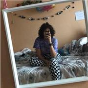 Étudiante donnant des cours d’anglais